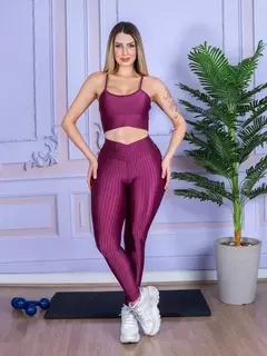 Conjunto de Treino Feminino Calça cós Cruzado + Top Alça Modelo 3D