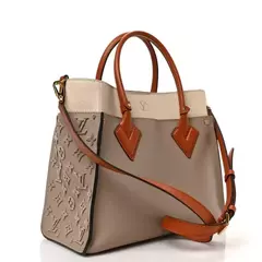 LOUIS VUITTON MONOGRAM TUFTING ON MY SIDE GALET - tienda online