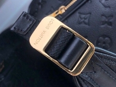 LOUIS VUITTON MOCHILA NBA CHRISTOPHER MM BLACK - El Patron Import