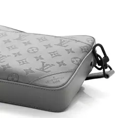 LOUIS VUITTON MESSENGER DUO GRAY en internet