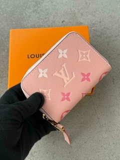BILLETERA LOUIS VUITTON 11 ZIPPY PURSE PINK