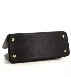 LOUIS VUITTON CAPUCINES en internet