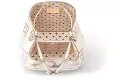 LOUIS VUITTON NEONOE - comprar online