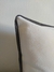 Funda de almohadón tusor blanco tiza c/vivo chato visón 60x40 - comprar online