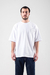 Remera con monograma bordado