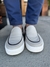 Sapato Sebastian's Slip On na internet