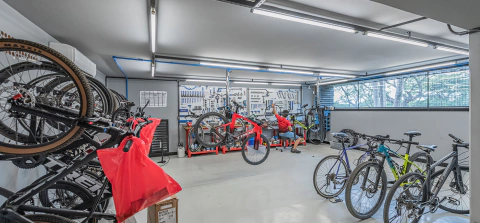 Carrusel Hub Bicycle Store