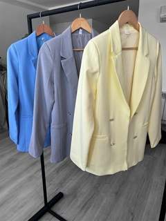 Blazers Sastreros Forrados Amarillo, Celeste y Gris.