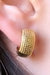 Brinco de Argolinha Grossa Trabalhada Banhado em Ouro 18k