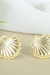 Brinco de Concha Banhado em Ouro 18k