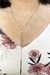 Colar Cumprido com Mini Pérolas e Fio Banhado em Ouro 18k