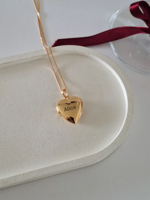 Relicário Coração Personalizado - Banho Ouro - comprar online