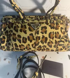 Bolsa PR'ada Tom de Onça - loja online
