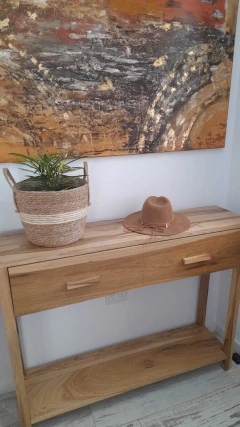 Recibidor /consola Úrsula petiribí