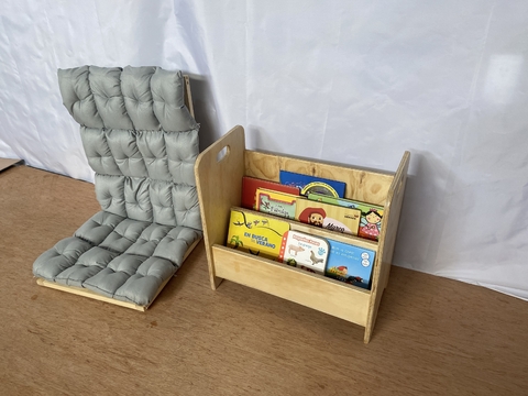 Librero y Cojin de Piso - comprar en línea