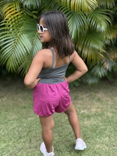 Conjunto Infantil Shorts duplo e top Fuscia com cinza na internet