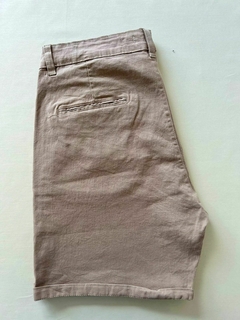 Bermudas Gabardina