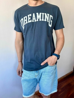 Remera Dreaming