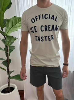 Remera Cream en internet