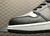 Jordan 1 Low SE Black Metallic Silver na internet