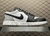 Imagem do Jordan 1 Low Shadow Toe