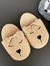 Pantuflón adulto en internet