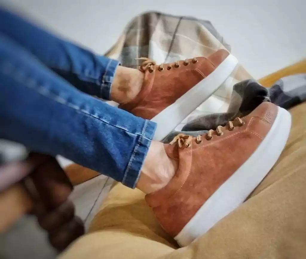 Zapatillas cuero Ana Suela