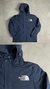 Corta Vento TNF Azul Escuro - comprar online