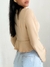 Blusa Bata Cristina Beje na internet