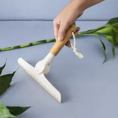 Rodo Dobrável com Cabo de Bambu na internet