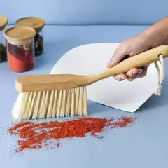 Pá e Escova de Limpeza de Bambu na internet
