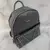 MOCHILAS DE CUERO CON TACHAS ZAPHIR en internet