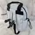 MOCHILA IMPERMEABLE CON BOLSILLO Y RED BASILEA en internet