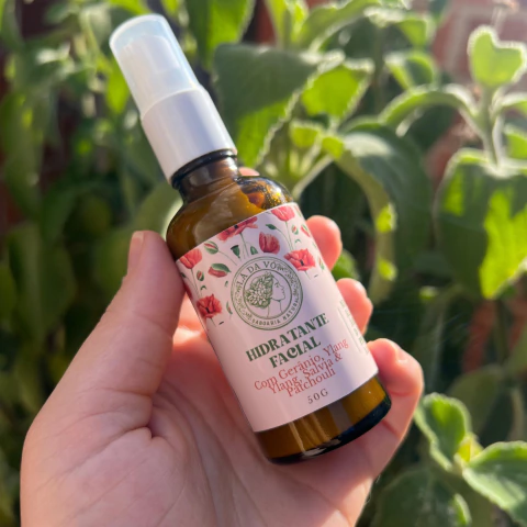 Loção Hidratante Facial Gerânio, Ylang Ylang e Patchouli - comprar online