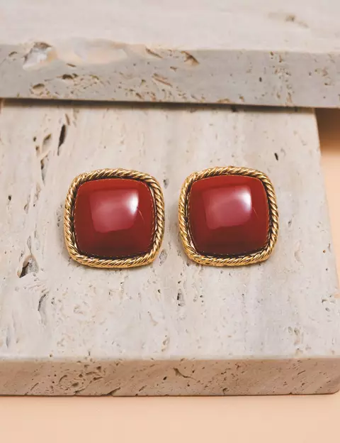 Brinco Quadrado Resina Marsala Rita