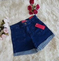 Imagem do Shorts Mom Bolso Frente