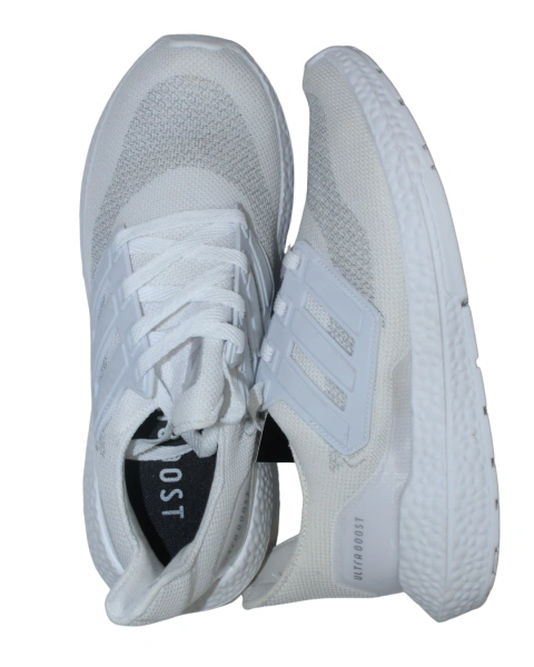 Adidas / Ultraboost total white