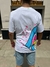 Remera urbana con estampa en internet