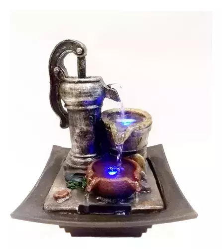 Fuente De Agua mediana