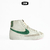 NIKE BLAZER MID '77 VINTAGE en internet