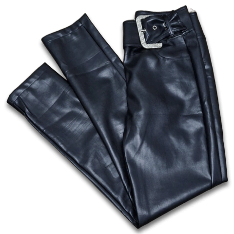 Calça Feminina Courino com Cinto e Fivela Brilhante – Unicorn Show - comprar online