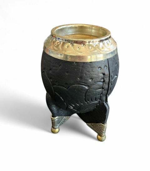 MATE TORPEDO CON BASE BOLITAS, VIROLA DE ALPACA Y CUERO REPUJADO (M135)