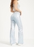 Jean Mom Fit Metalizado en internet
