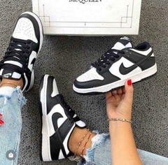 Tênis Nike Dunk Low Preto e Branco - Unissex - comprar online