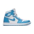 Tênis Air Jordan 1 High "OG UNC" nas cores azul e branco disponível na Supernova Sneakers