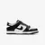 Tênis Nike Dunk Low na cor preto e branco, modelo "Black Panda".