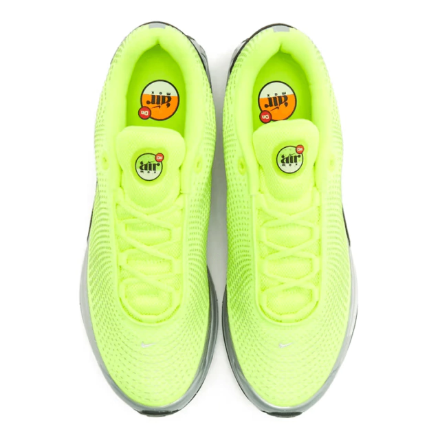 Tênis Nike Air Max Dn "Volt" na cor amarelo, com detalhes em prata e solado moderno, disponível na Supernova Sneakers.