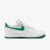 Tênis Nike Air Force 1 "Malachite" na cor branca com detalhes em verde disponível na Supernova Sneakers