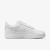 Tênis Nike Air Force 1 branco, modelo clássico com detalhes em couro, disponível na Supernova Sneakers.