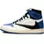 Tênis Air Jordan 1 High Retro nas cores azul, branco e preto, colaborando com Travis Scott e Fragment Design disponível na Supernova Sneakers